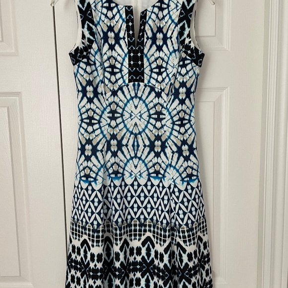 NWT - Maggy London Summer print dress size 2-4 - Picture 1 of 4